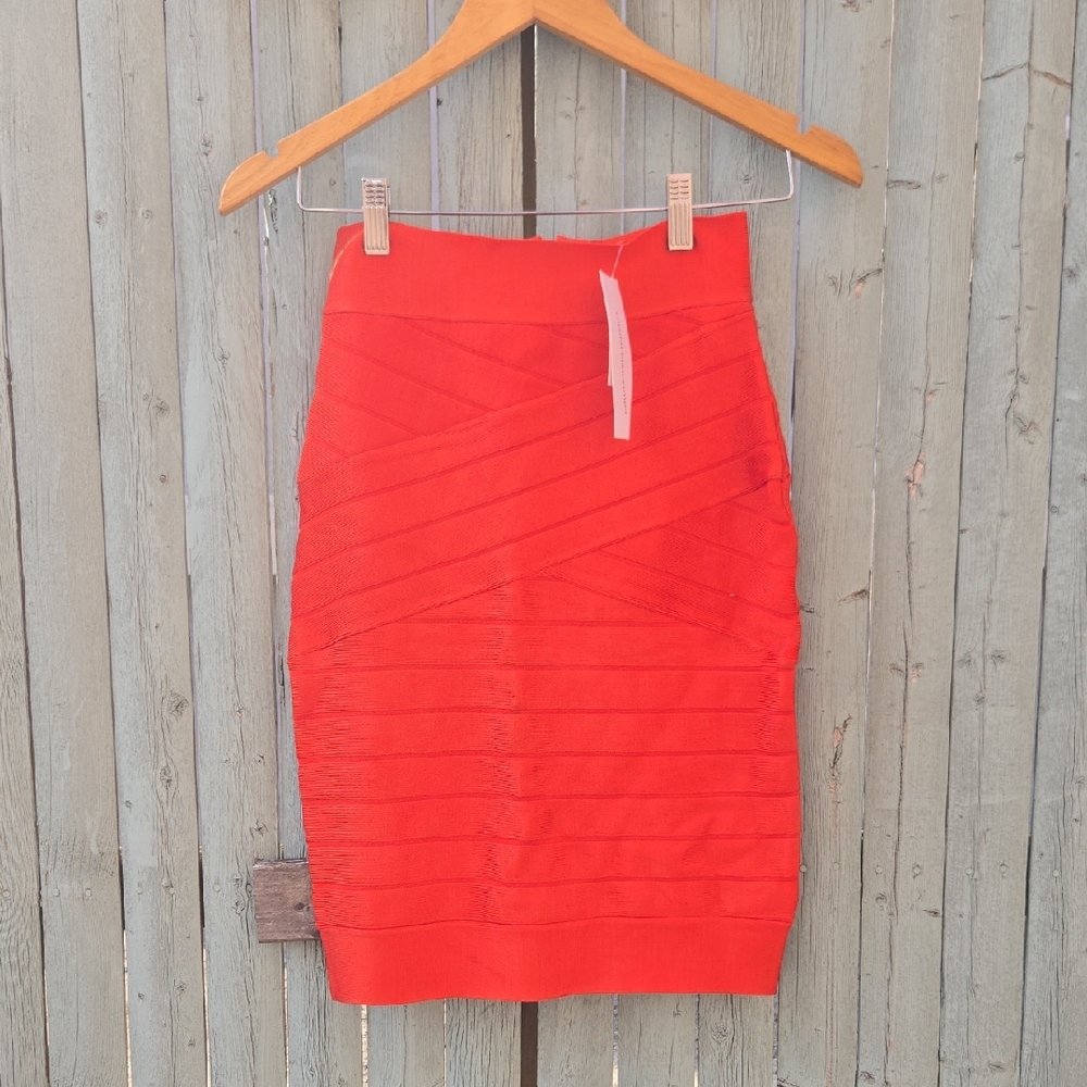French Connection Masai Red Bandage Bodycon Skirt NWT – Women’s Size 6
